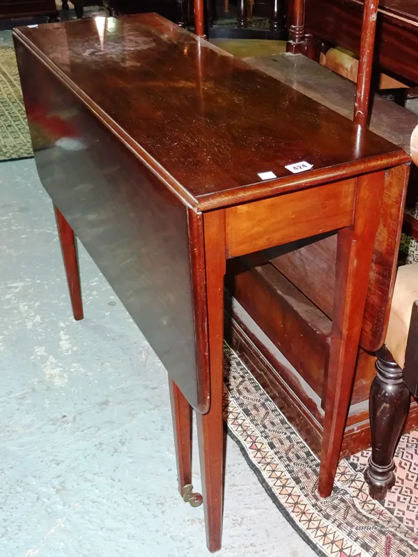 A 20th century mahogany drop flap table, 91cm wide x 72cm high.  I6