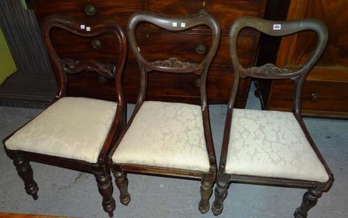 A matched set of three 19th century mahogany kidney back dining chairs, with a mahogany Pembroke table on square tapering supports, 91cm wide x 71cm h