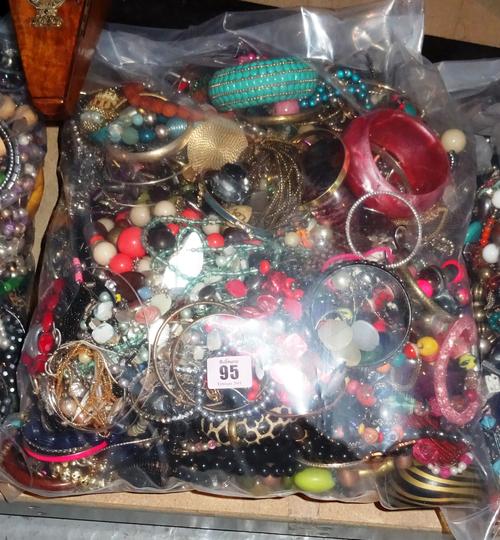 Costume jewellery, including; 20th century and later bangles, necklaces, earrings and sundry (qty).  S3