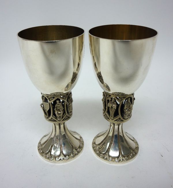 A pair of Aurum silver goblets, detailed Made by Order of The Dean and Chapter of Canterbury to commemorate The 900th Anniversary in 1989 of the death