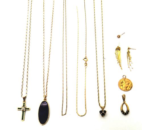 Mostly 9ct gold jewellery, comprising; an oval Blue John pendant, with a faceted oval link neckchain, an emerald and diamond pendant cross, with a fac