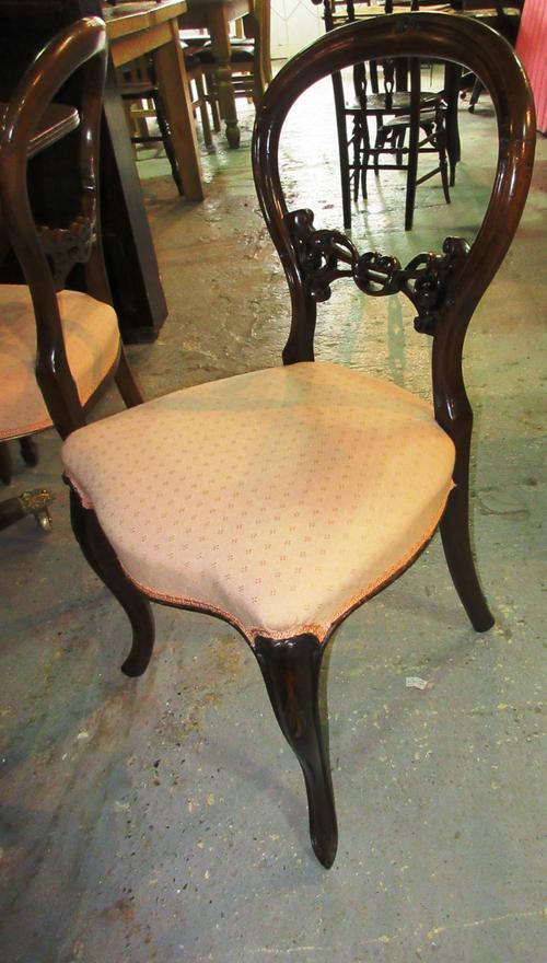 A set of four Victorian balloon back dining chairs, (4).  F7