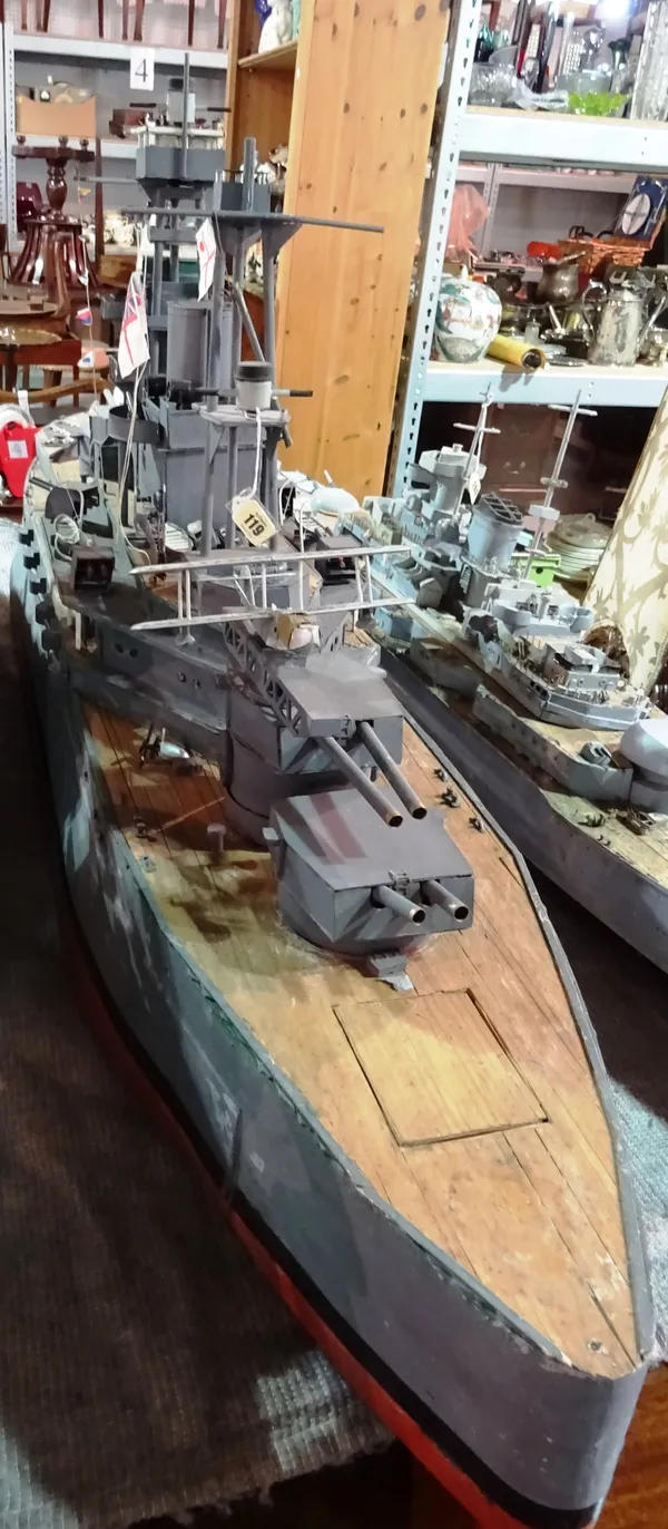 An early 20th century scratch built model of a dreadnought battleship, 175cm wide. H3