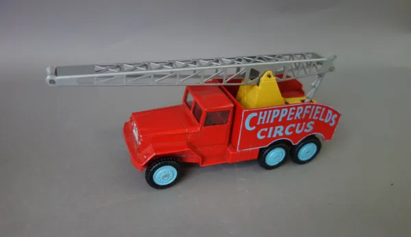 A Corgi 1121 Chipperfields Circus crane truck, boxed.