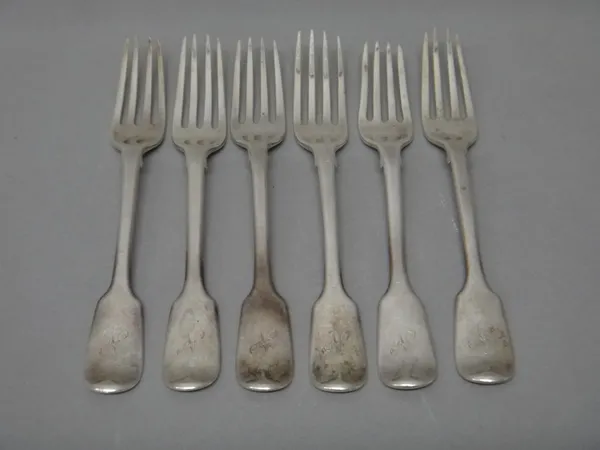 A William IV set of six silver fiddle pattern dessert forks, London 1831, combined weight 243 gms, (6).