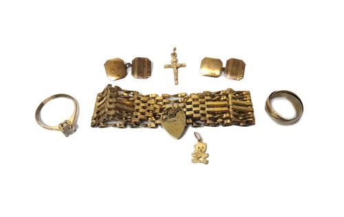 A 9ct three colour gold triple band Russian style wedding ring, ring size K, a pair of 9ct gold cut cornered rectangular cufflinks, engine turned to o