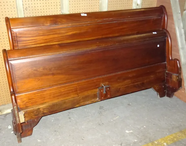A 20th century hardwood sleigh bed, 161cm wide x 99cm high.  EXTRA