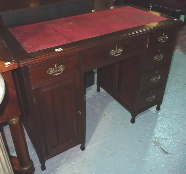 A 19th century mahogany kneehole desk, with six drawers and one cupboard about the knee, on plinth base, 106cm wide x 76cm high.  I8