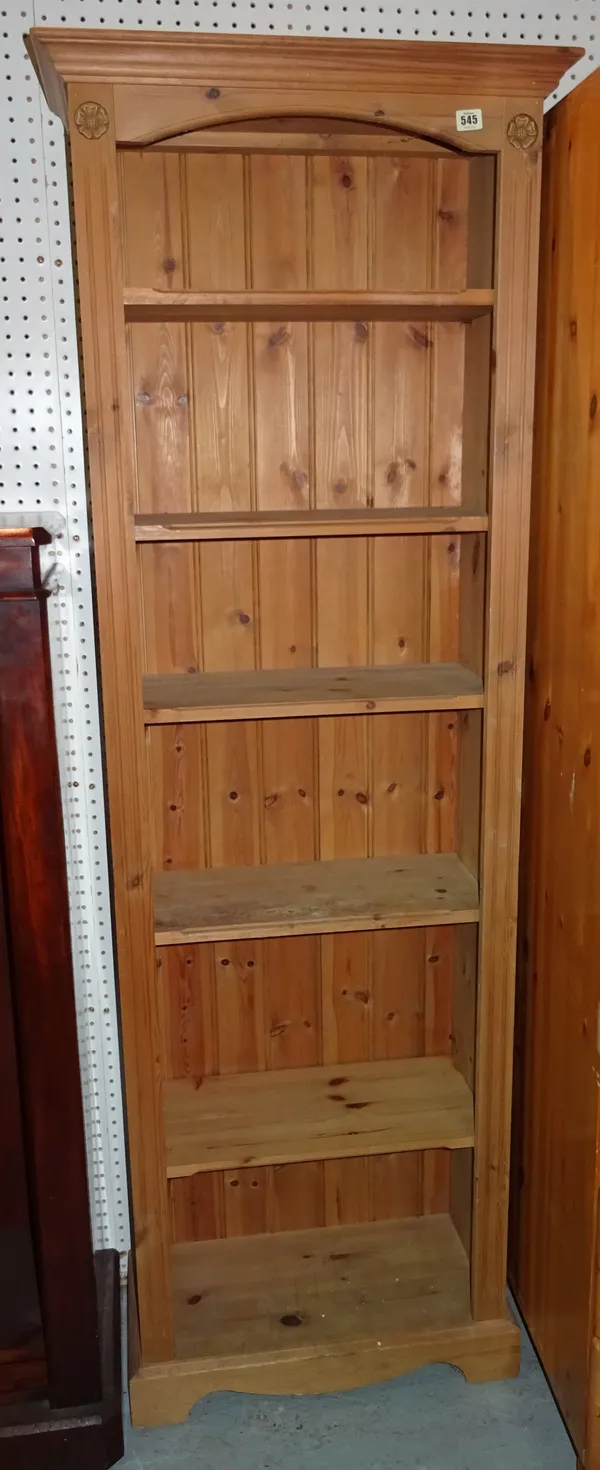 A 20th century pine bookcase with five adjustable shelves, 64cm wide x 188cm high  I10