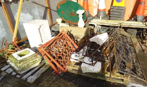A large quantity of mostly 20th century garden statuary items to include, columns, plinths, railings and sundry, (a.f). OUT
