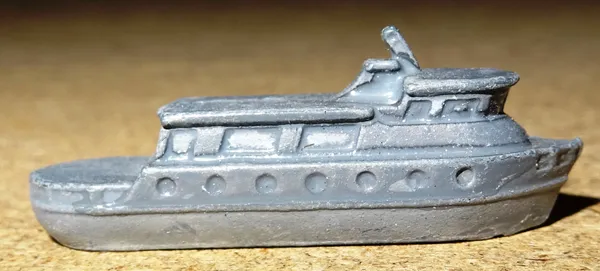 Toys, comprising; a group of early 20th century miniature lead painted boat models, (qty).  S4M