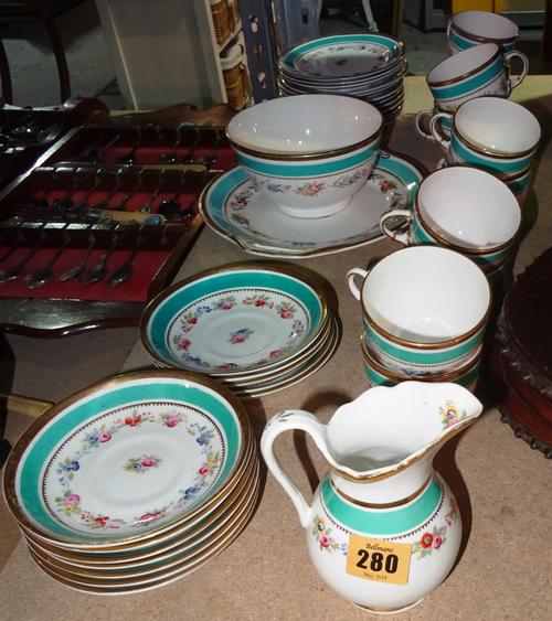 An early 20th century gilt and green part tea service, (qty).  S2M