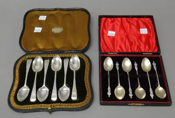 Silver, comprising; a set of six Old English pattern teaspoons, with floral and scroll engraved decoration, London 1902, with a case and a set of six