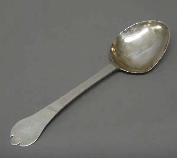 A silver trefid end rat tail pattern spoon, London possibly 1693, length 17.5cm, weight 31 gms.