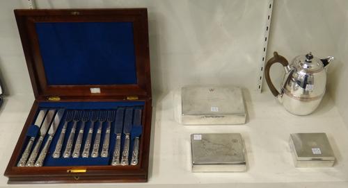 A set of twelve pairs of King's pattern plated dessert or fruit knives and forks, with a mahogany case, a plated hot water jug, a plated cigar box, a