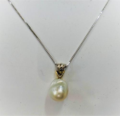 A cultured pearl pendant, the single baroque cultured pearl fitted to a gold box link neckchain, detailed 750, on a boltring clasp, with a guarantee a