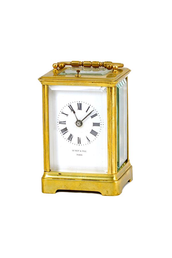 A small French brass cased carriage clock by Le Roy & Fils, Paris, late 19th century, hour push repeat chiming on a coiled gong, with two train moment