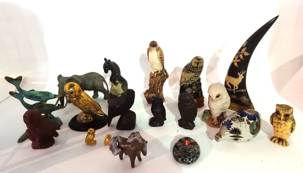 Collectables, a group of 20th century models of animals including brass, horn, ceramic and wooden examples.  S4M