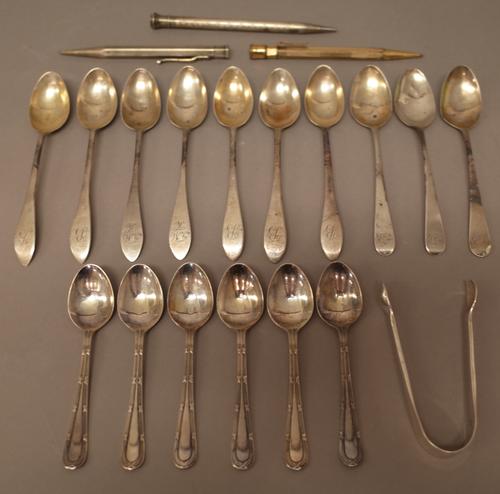 Silver, silver mounted wares and further items, comprising; a set of six coffee spoons, Birmingham 1930, five teaspoons, London 1955, three teaspoons,