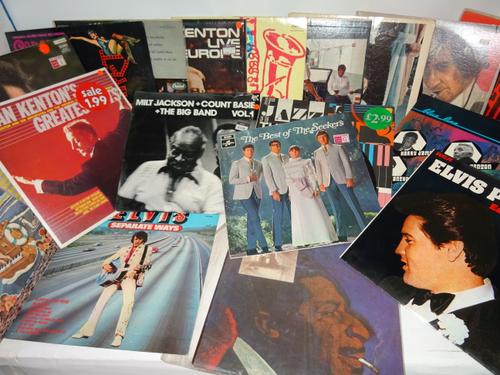 A quantity of old LP records.  S4B