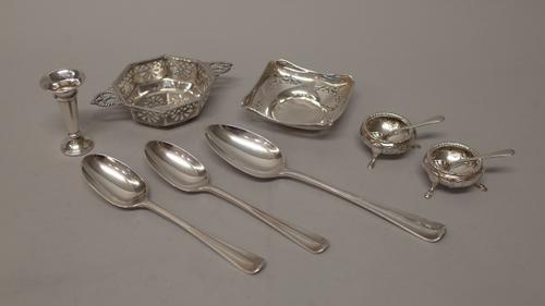 Silver, comprising; a rat tail pattern tablespoon, two rat tail pattern dessert spoons, an octagonal twin handled bonbon dish, Birmingham 1919, a squa