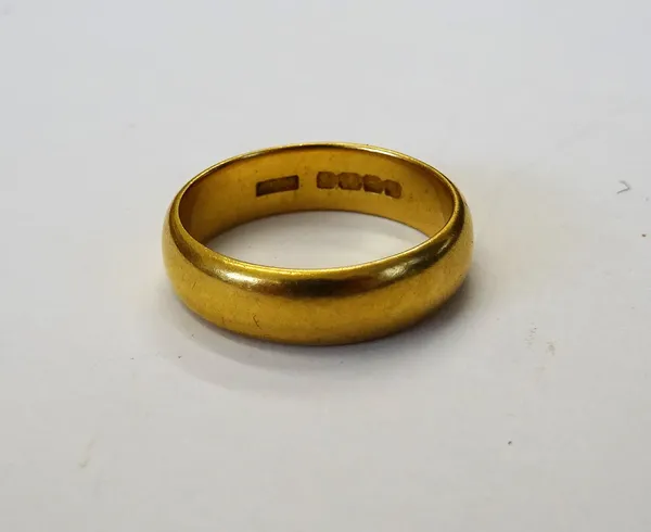 A 22ct gold plain wedding ring, Birmingham 1933, ring size N and a half, weight 7.2 gms.
