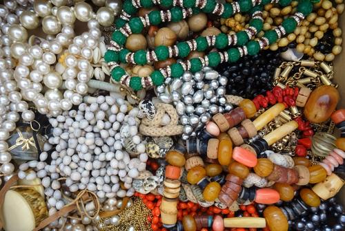 A large collection of costume jewellery, including hardstone bead and other necklaces, imitation pearls, pendants with chains, earrings and sundry, (q