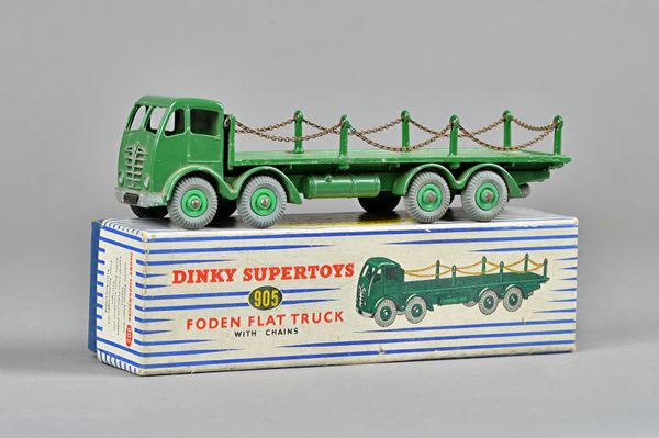 A Dinky 905 Foden flat truck with chains, green livery, boxed.