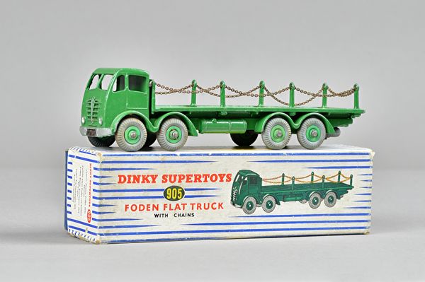 A Dinky 905 Foden flat truck with chains, green livery.