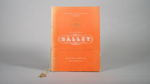 THE ROYAL ACADEMY OF DANCING, GALA MATINEE OF BALLET, 1964, A SIGNED SOUVENIR PROGRAMME:  performed at Theatre Royal, Drury Lane, November 17, 1964, a