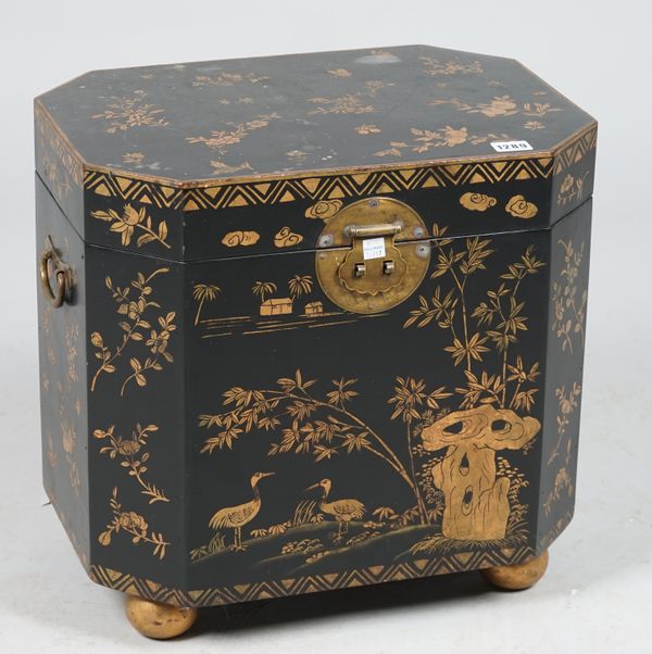 A chinoiserie lacquer octagonal box with hinged lid, 45cm wide.