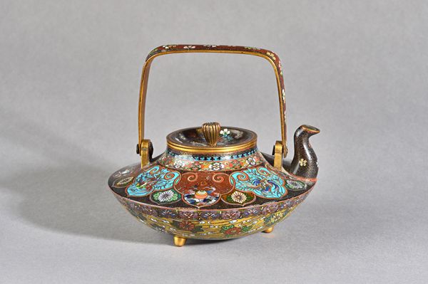 A Japanese cloisonné sake ewer and cover, Meiji  period, in the manner of Namikawa Yasuyuki, of compressed circular form on short tripod feet, worked