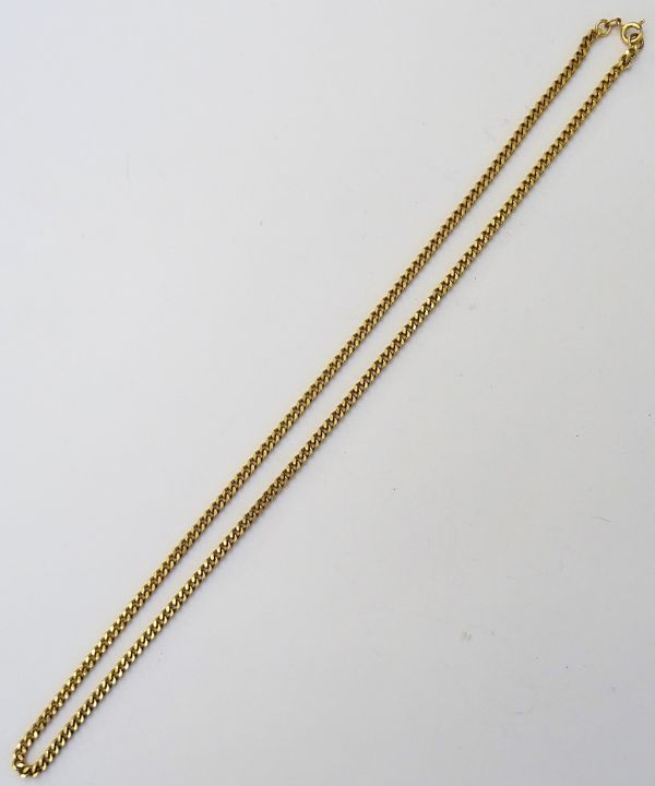 A 9ct gold faceted curb link neckchain, on a boltring clasp, weight 17.2 gms.