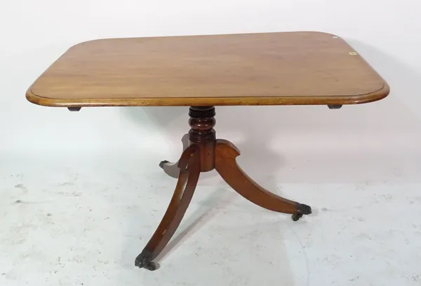 A Victorian mahogany rectangular snap top breakfast table, 116cm wide x 70cm high.
