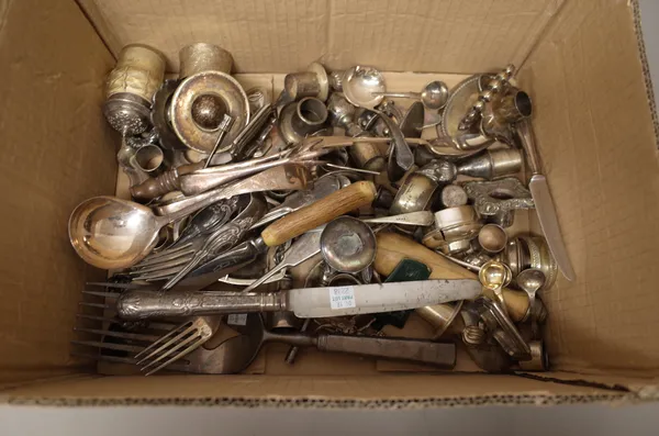 A group of silver mounted, Foreign and plated wares, comprising; a pen stand fitted with a brush, London 1901, four matching circular lids, Sheffield