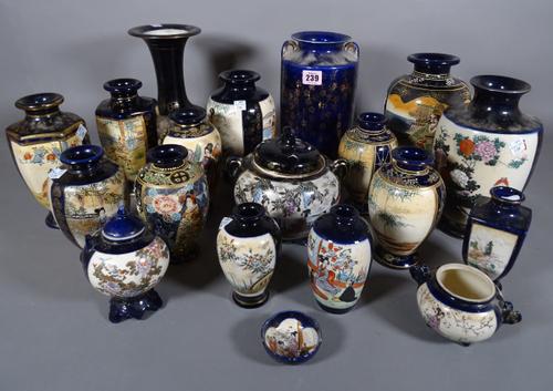 Asian ceramics, comprising; mainly 20th century and later Japanese vases, (qty).  S2M