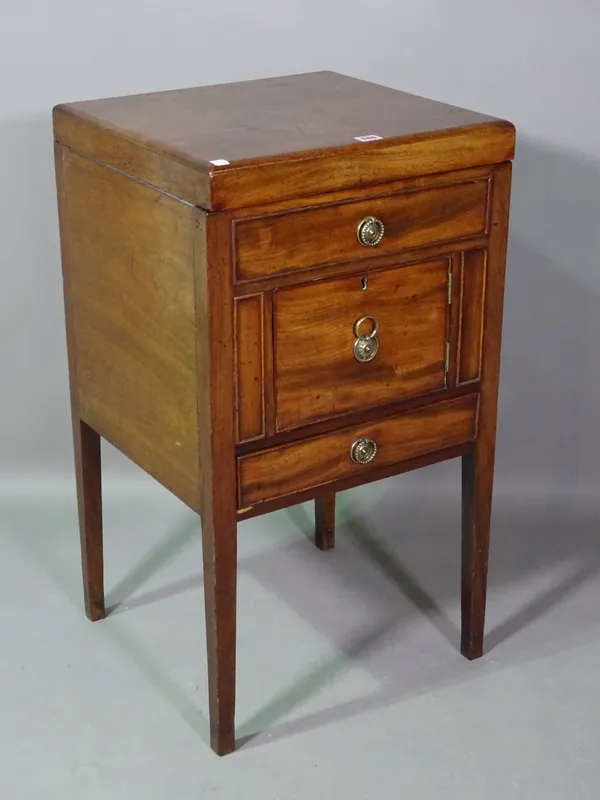A George III mahogany later converted lift-top wash stand, 47cm wide x 83cm high.   H5