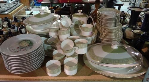 Royal Doulton, Sonnet, a 20th century part dinner service and a quantity of Lawyage France plates, (qty).  S2M