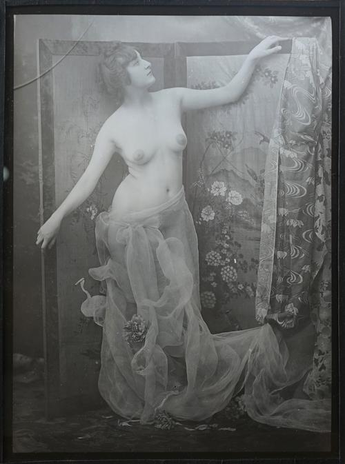 Attributed to EDWARD SHERIFF CURTIS  (1868 - 1952) Vintage Nude Study, ca. 1900s. a glass plate negative, the image 22.5cm x 16.6cm within original fr