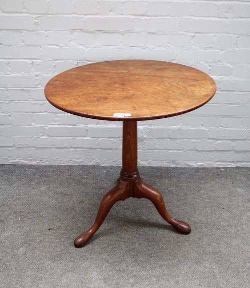 An 18th century mahogany tripod occasional table with circular snap top, 66cm diameter x 71cm high.