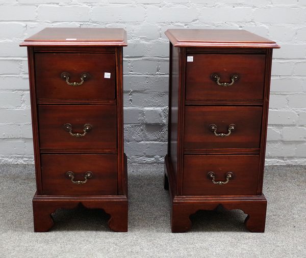 A pair of 18th century style mahogany three drawer pedestals on bracket feet, 32cm wide x 66cm high. (2)