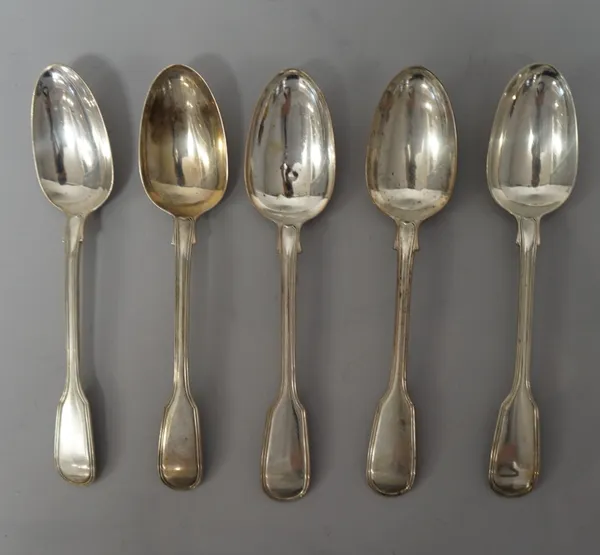 Twenty-one silver fiddle and thread pattern tablespoons, various dates and makers, combined weight 1916 gms. (21).