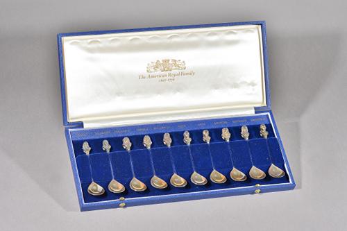 An Elizabeth II set of ten silver apostle spoons, The American Royal Family 1607-1776, cased, London 1977, combined weight 392 gms, (10).  Illustrated