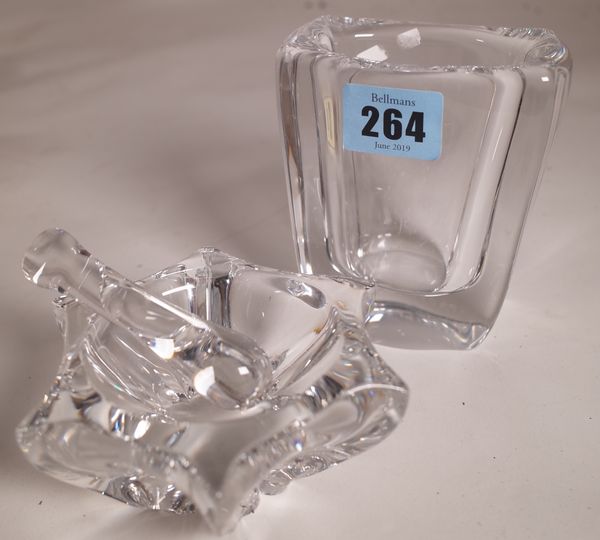 A small Daum glass vase, 8cm high and a small star design Daum pestle and mortar, 6cm wide, (3).