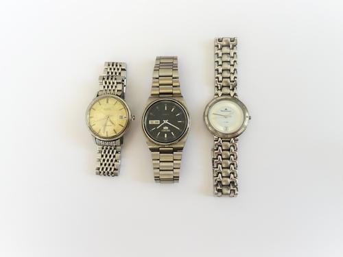 An Omega Seamaster Automatic steel cased gentlemans bracelet wristwatch, the signed silvered dial with baton numerals, date of the month aperture and