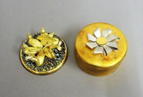 A Stuart Devlin Christmas box, containing a silver gilt and silver model representing the sixth day of Christmas, being Six Geese a Laying, numbered 4