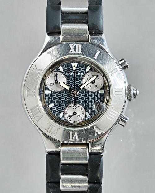 Cartier; a gentleman's Chronoscaph 21 stainless steel wristwatch, model number 2424, serial number 61627PL, the black Cartier Logo dial with baton ind