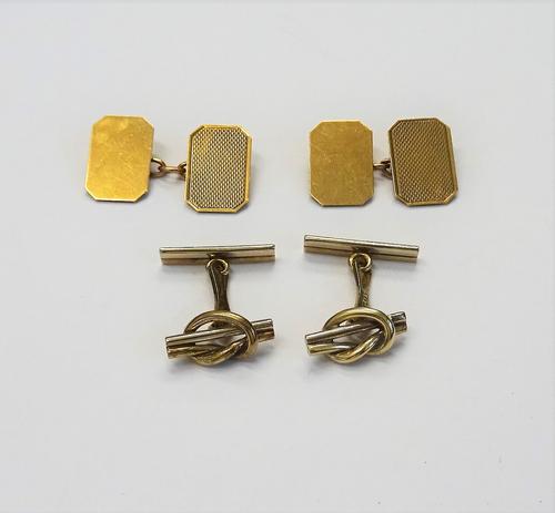 A pair of 9ct gold cut cornered rectangular cufflinks, engined turned to one side and plain to the other side, Birmingham 1966 and a pair of 9ct two c