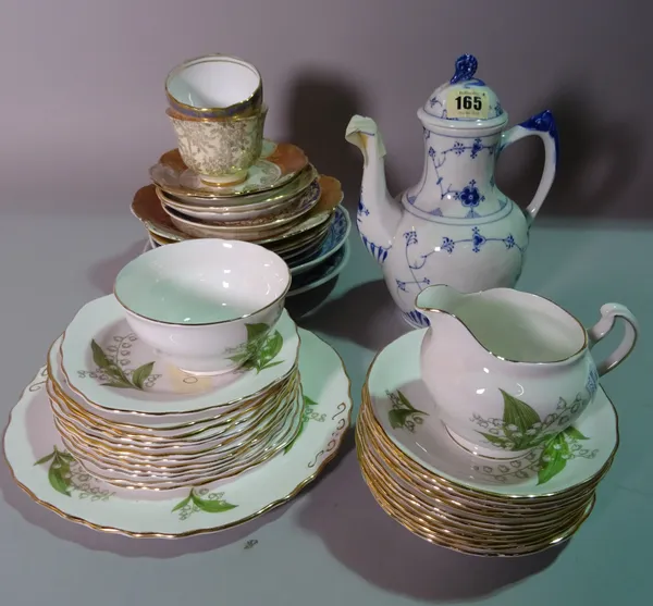 Ceramics, comprising; a group of decorative tea wares, cups, saucers and teapots including Royal Vale and sundry, (qty).