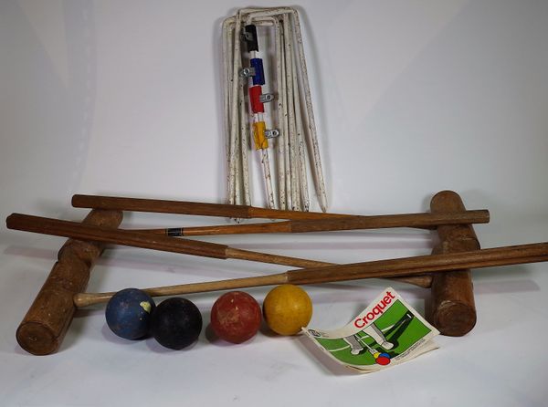 An early 20th century part croquet set, unboxed. S6B